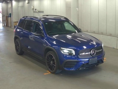 MERCEDES BENZ GLB