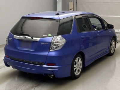HONDA FIT SHUTTLE HYBRID