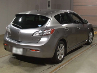 MAZDA AXELA SPORT