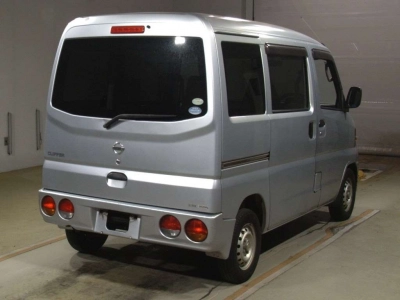 NISSAN CLIPPER VAN