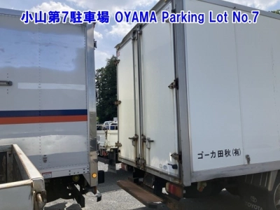 TOYOTA DYNA