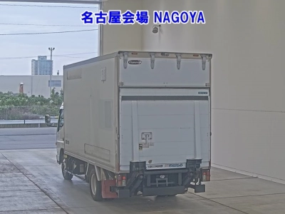 MITSUBISHI CANTER
