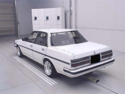 TOYOTA CRESTA