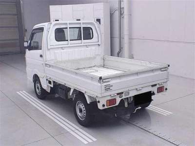 NISSAN NT100 CLIPPER