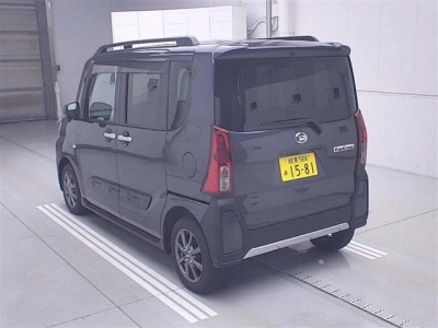 DAIHATSU TANTO FUN CROSS
