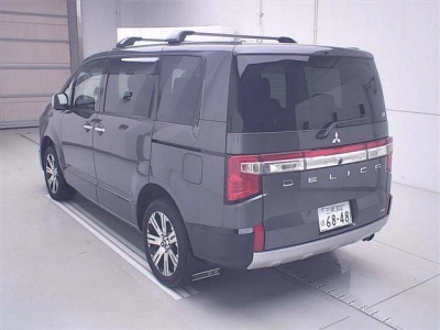 MITSUBISHI DELICA D:5