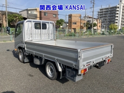 TOYOTA DYNA
