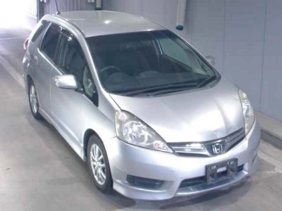HONDA FIT SHUTTLE