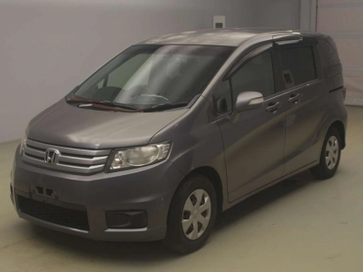 HONDA FREED SPIKE