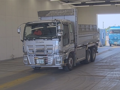 ISUZU GIGA