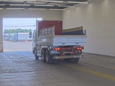 ISUZU GIGA