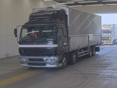 ISUZU GIGA