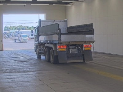 MITSUBISHI FUSO SUPER GREAT