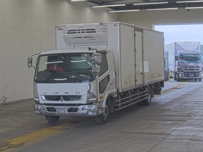 MITSUBISHI FUSO FIGHTER