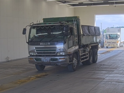ISUZU GIGA