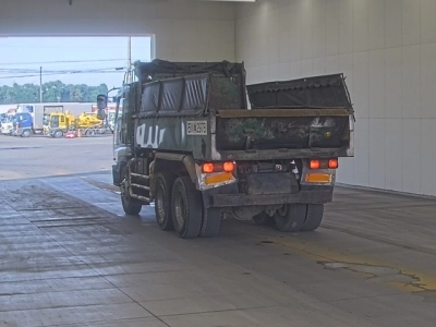 ISUZU GIGA