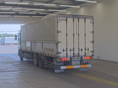 MITSUBISHI FUSO SUPER GREAT