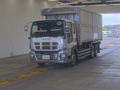 ISUZU GIGA