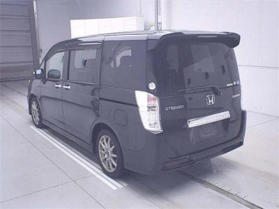 HONDA STEPWGN SPADA