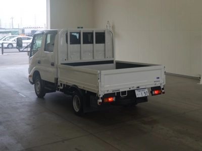 TOYOTA DYNA