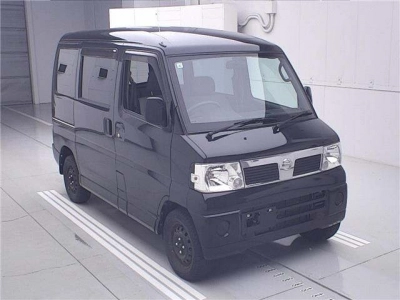 NISSAN CLIPPER RIO