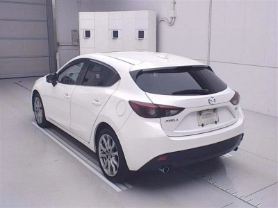 MAZDA AXELA SPORT