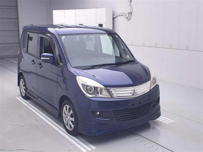 MITSUBISHI DELICA D:2