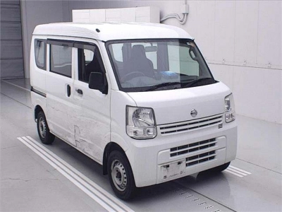 NISSAN NV100 CLIPPER
