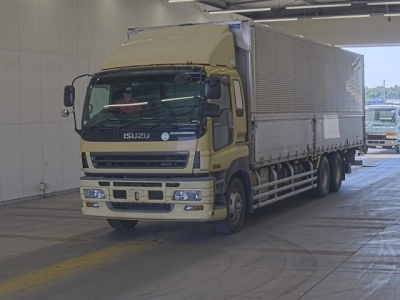 ISUZU GIGA