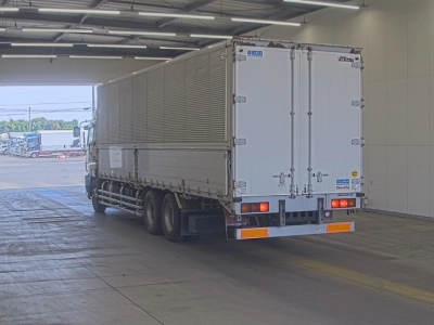 ISUZU GIGA