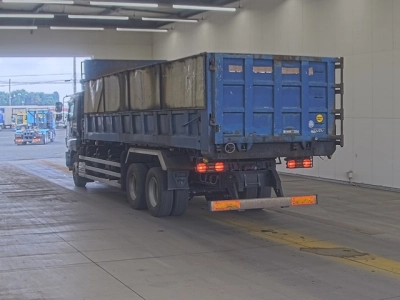 ISUZU GIGA