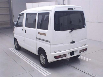 MITSUBISHI MINICAB