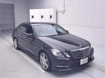 MERCEDES BENZ E CLASS