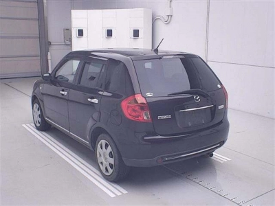 MAZDA VERISA