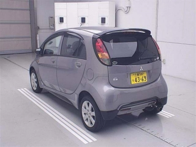 MITSUBISHI I