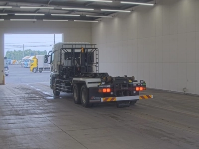 MITSUBISHI FUSO SUPER GREAT