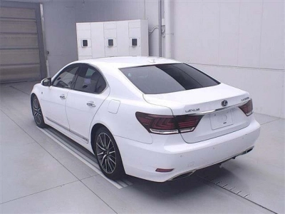 LEXUS LS