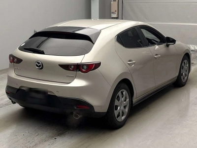 MAZDA MAZDA3 FASTBACK