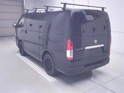 TOYOTA REGIUS ACE