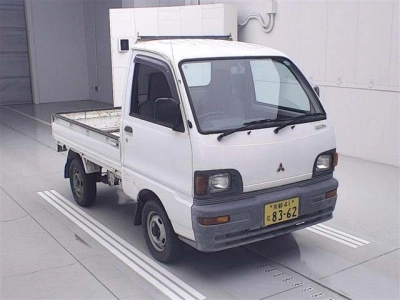 MITSUBISHI MINICAB