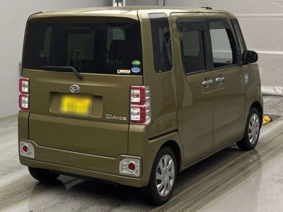 DAIHATSU WAKE