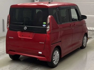 NISSAN ROOX