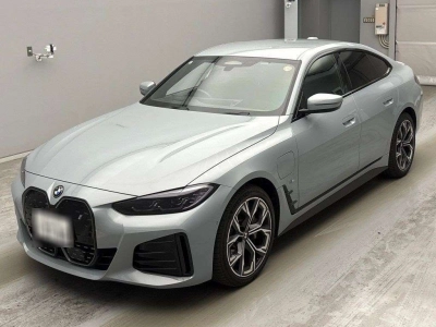BMW I4
