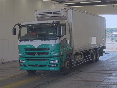 MITSUBISHI FUSO SUPER GREAT