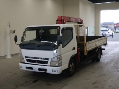 MITSUBISHI CANTER