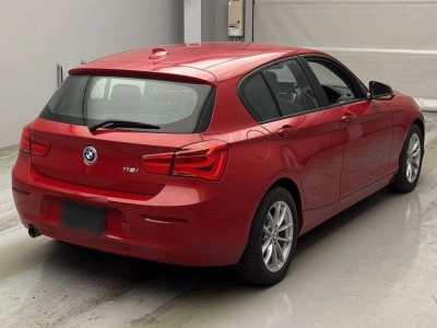 BMW 1 SERIES