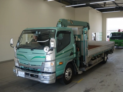 MITSUBISHI CANTER