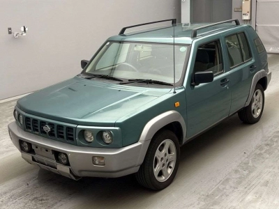 NISSAN RASHEEN