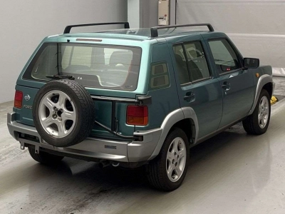 NISSAN RASHEEN