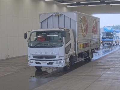 MITSUBISHI FUSO FIGHTER